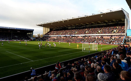 场生动的 场生动的